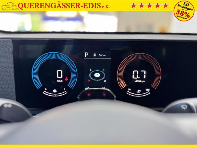 Hyundai KONA STYLE PLUS DCT SHZ ACC NAVI RFK PDC 