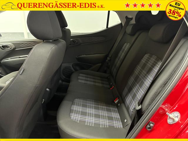 Hyundai i10 PREMIUM AUT SHZ SMART KEY KLIMAAUTOMATIK AMBIENTE ALU RFK PDC NAVI 