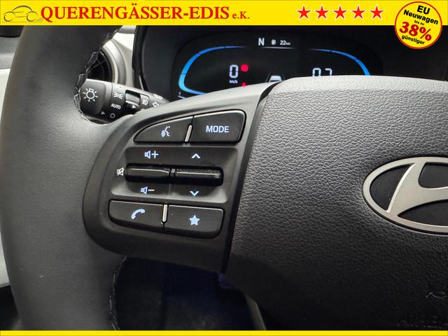 Hyundai i10 PREMIUM AUT SHZ KLIMAAUTOMATIK AMBIENTE ALU RFK PDC NAVI 