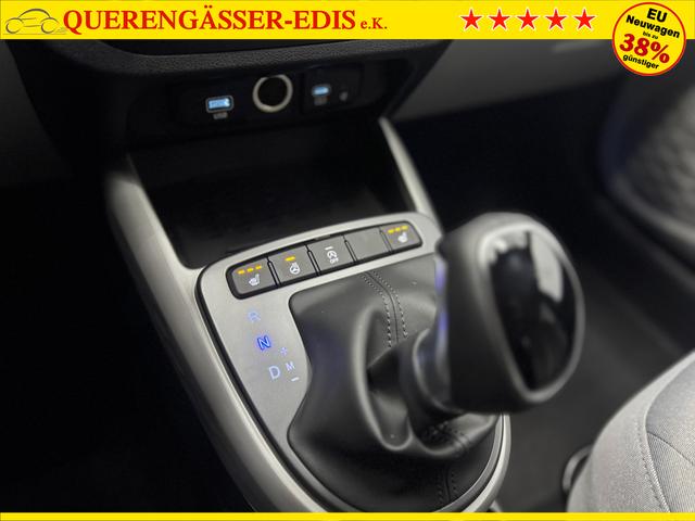 Hyundai i10 PREMIUM AUT SHZ KLIMAAUTOMATIK AMBIENTE ALU RFK PDC NAVI 