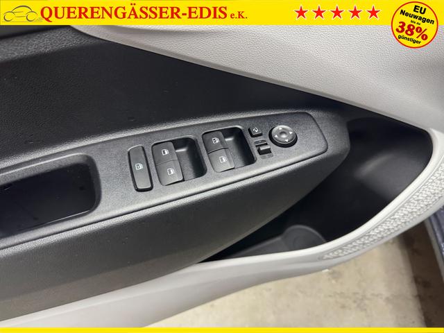 Hyundai i10 PREMIUM AUT SHZ KLIMAAUTOMATIK AMBIENTE ALU RFK PDC NAVI 