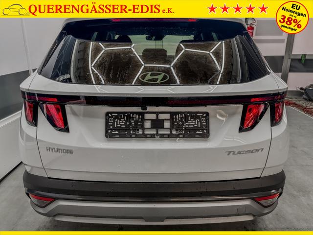 Hyundai TUCSON STYLE KLIMAAUTOMATIK TOTWINKEL NAVI SHZ RFK PDC 