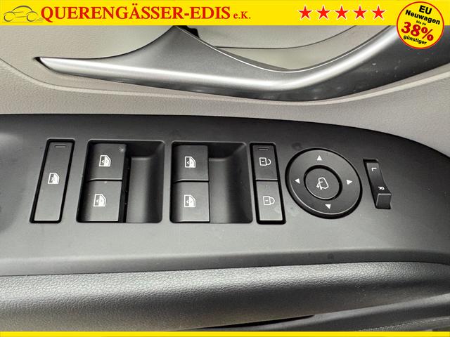 Hyundai TUCSON STYLE KLIMAAUTOMATIK TOTWINKEL NAVI SHZ RFK PDC 