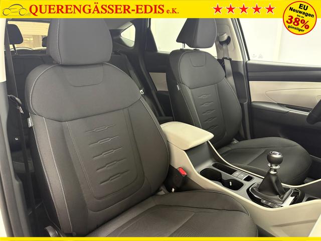 Hyundai TUCSON STYLE KLIMAAUTOMATIK TOTWINKEL NAVI SHZ RFK PDC 