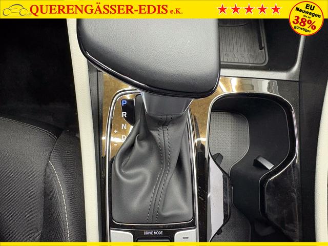 Hyundai TUCSON STYLE AUT KLIMAAUTOMATIK TOTWINKEL NAVI SHZ RFK PDC 