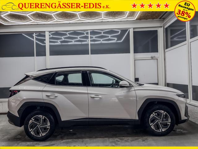 Hyundai TUCSON STYLE AUT KLIMAAUTOMATIK TOTWINKEL NAVI SHZ RFK PDC 