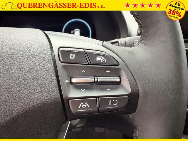 Hyundai i30 Kombi STYLE EDITION NAVI SHZ KLIMAAUTOMATIK RFK LED PDC v+h 