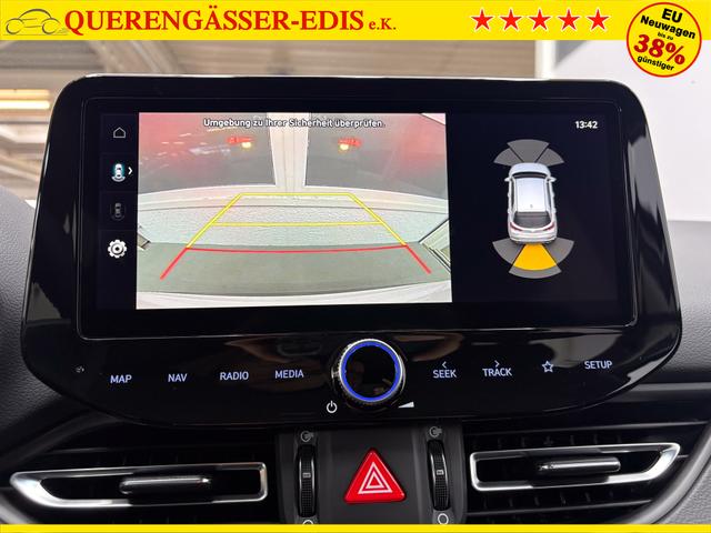 Hyundai i30 Kombi STYLE EDITION NAVI SHZ KLIMAAUTOMATIK RFK LED PDC v+h 