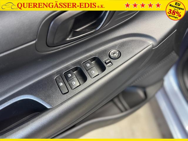 Hyundai i20 STYLE NAVI SHZ LED ALU RFK KLIMAAUTOMATIK 