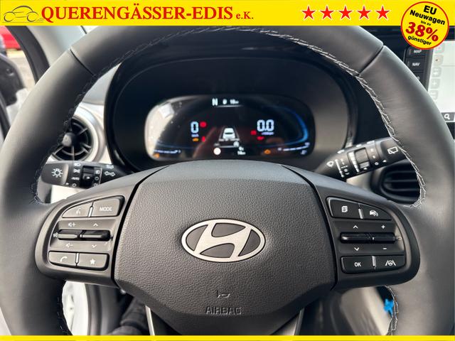 Hyundai / i10 / Wei&szlig; / / / AUT SHZ SMART KEY KLIMAAUTOMATIK AMBIENTE ALU RFK PDC NAVI 