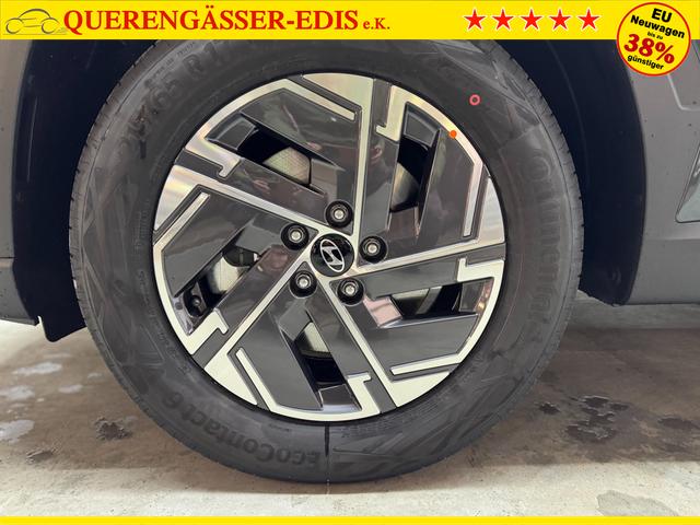 Hyundai TUCSON STYLE KLIMAAUTOMATIK TOTWINKEL NAVI SHZ RFK PDC 