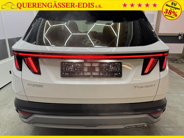 Hyundai TUCSON STYLE AUT ACC 18ALU KLIMAAUTOMATIK TOTWINKEL NAVI SHZ RFK PDC 