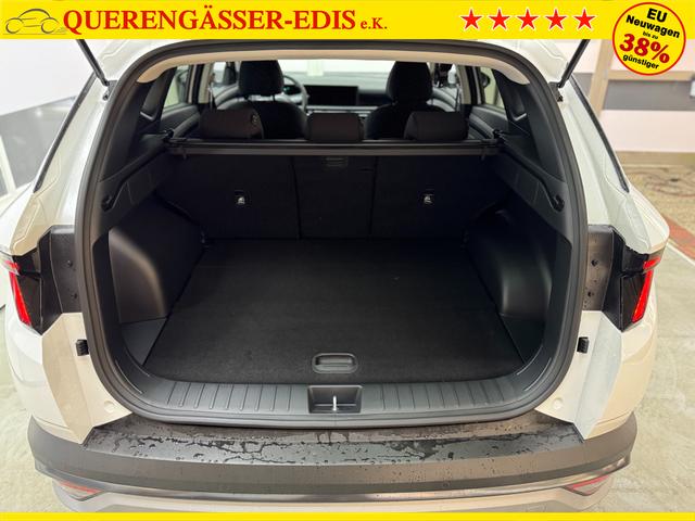 Hyundai TUCSON STYLE AUT ACC 18ALU KLIMAAUTOMATIK TOTWINKEL NAVI SHZ RFK PDC 