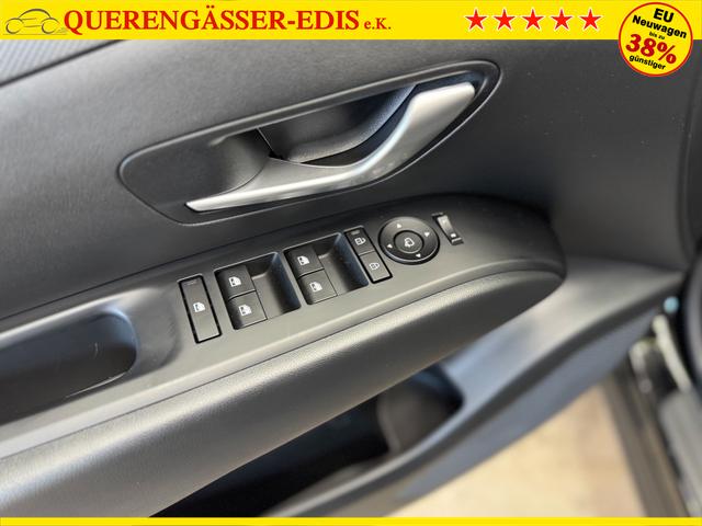 Hyundai TUCSON STYLE AUT ACC 18ALU KLIMAAUTOMATIK TOTWINKEL NAVI SHZ RFK PDC 