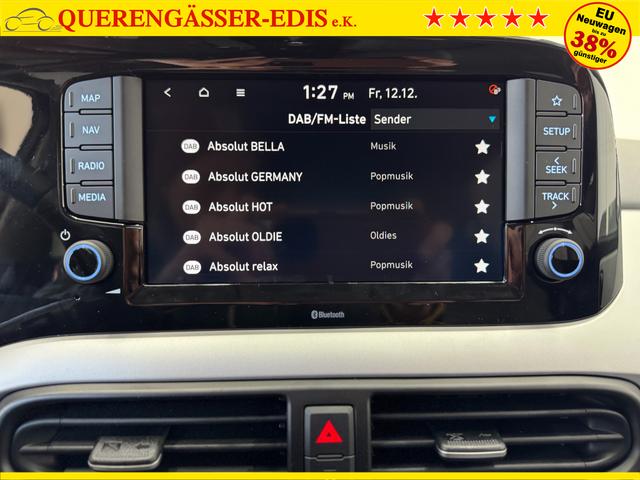 Hyundai i10 PREMIUM AUT SHZ KLIMAAUTOMATIK AMBIENTE ALU RFK PDC NAVI 