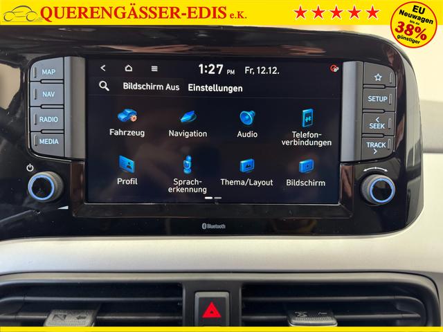 Hyundai i10 PREMIUM AUT SHZ KLIMAAUTOMATIK AMBIENTE ALU RFK PDC NAVI 