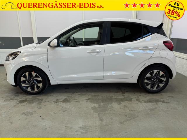Hyundai i10 PREMIUM AUT SHZ KLIMAAUTOMATIK AMBIENTE ALU RFK PDC NAVI 