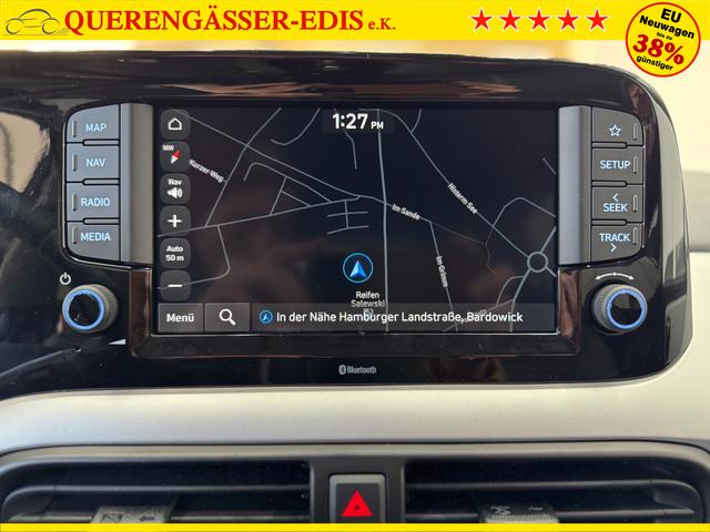 Hyundai i10 PREMIUM AUT SHZ KLIMAAUTOMATIK AMBIENTE ALU RFK PDC NAVI 