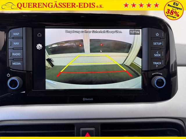 Hyundai i10 PREMIUM AUT SHZ KLIMAAUTOMATIK AMBIENTE ALU RFK PDC NAVI 