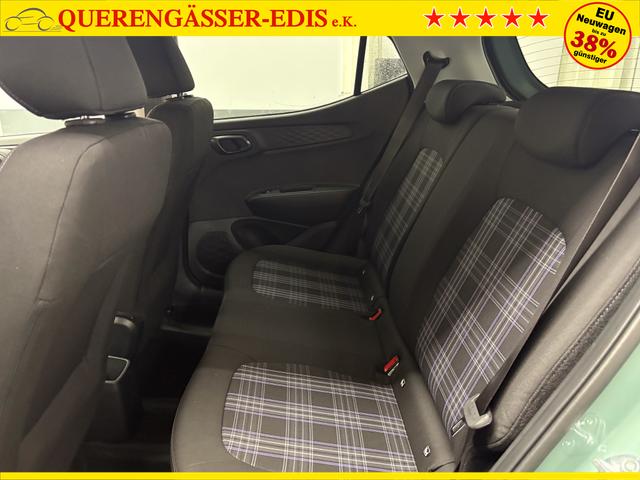 Hyundai i10 PREMIUM AUT SHZ KLIMAAUTOMATIK AMBIENTE ALU RFK PDC NAVI 