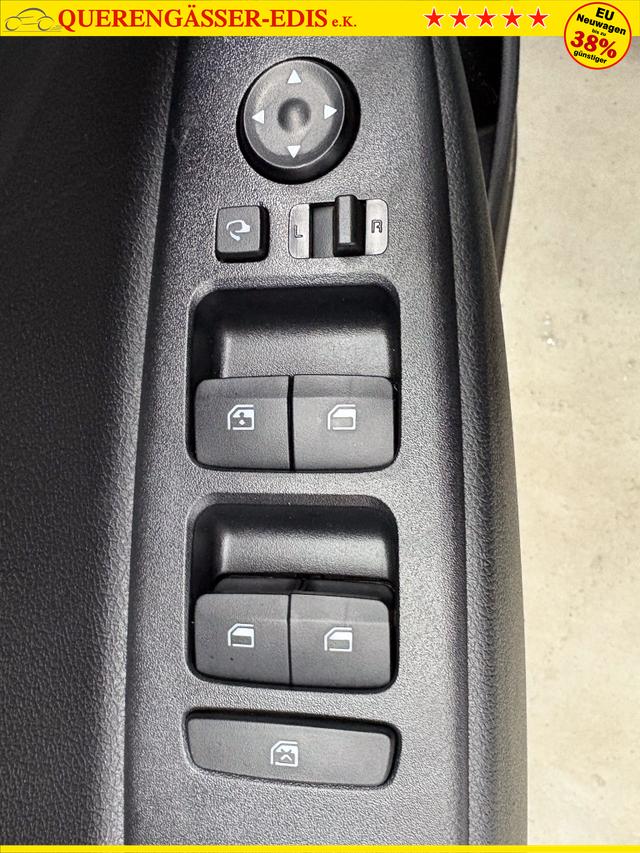 Hyundai i10 PREMIUM AUT SHZ KLIMAAUTOMATIK AMBIENTE ALU RFK PDC NAVI 