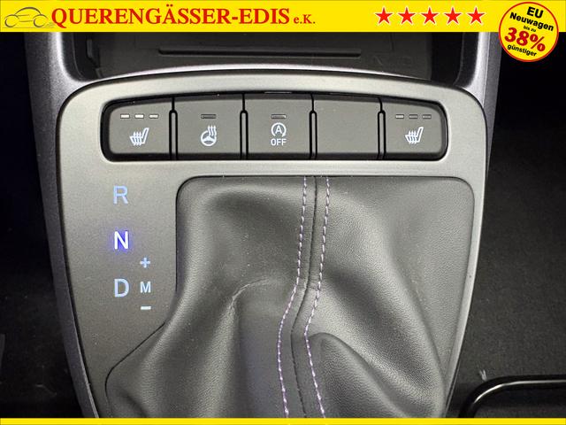 Hyundai i10 PREMIUM AUT SHZ KLIMAAUTOMATIK AMBIENTE ALU RFK PDC NAVI 