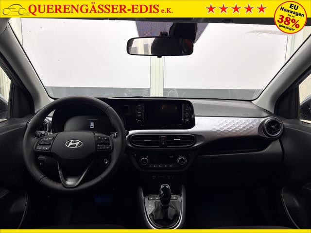 Hyundai i10 PREMIUM AUT SHZ KLIMAAUTOMATIK AMBIENTE ALU RFK PDC NAVI 