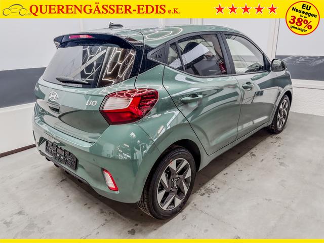 Hyundai i10 PREMIUM AUT SHZ KLIMAAUTOMATIK AMBIENTE ALU RFK PDC NAVI 