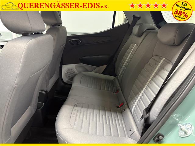 Hyundai i10 PREMIUM AUT SHZ SMART KEY KLIMAAUTOMATIK AMBIENTE ALU RFK PDC NAVI 