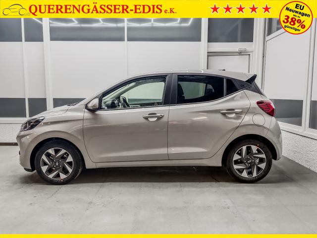 Hyundai i10 PREMIUM AUT SHZ KLIMAAUTOMATIK AMBIENTE ALU RFK PDC NAVI 