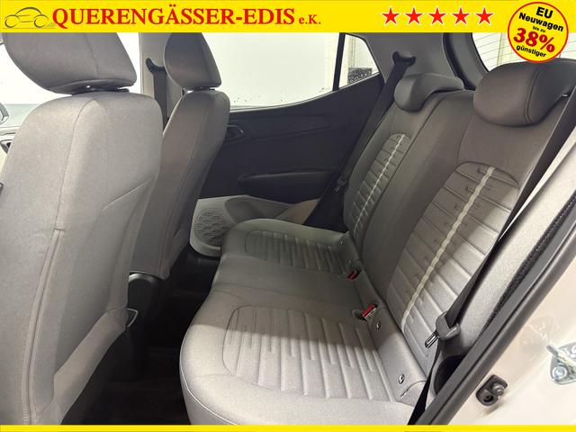 Hyundai i10 PREMIUM AUT SHZ KLIMAAUTOMATIK AMBIENTE ALU RFK PDC NAVI 