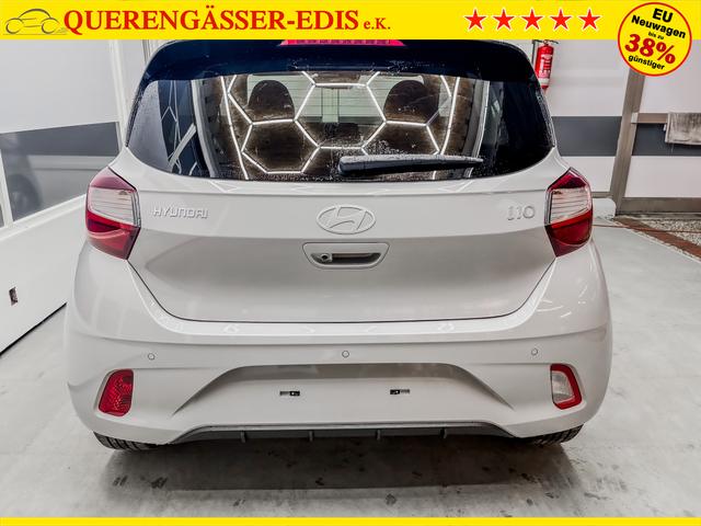 Hyundai i10 PREMIUM AUT SHZ KLIMAAUTOMATIK AMBIENTE ALU RFK PDC NAVI 