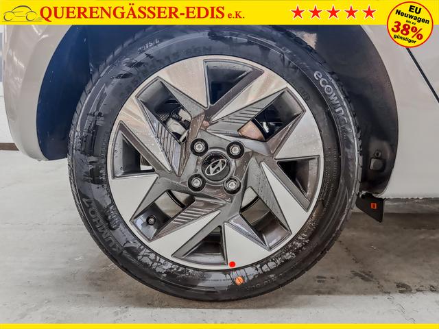 Hyundai i10 PREMIUM AUT SHZ KLIMAAUTOMATIK AMBIENTE ALU RFK PDC NAVI 