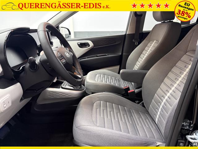 Hyundai i10 PREMIUM AUT SHZ KLIMAAUTOMATIK AMBIENTE ALU RFK PDC NAVI 