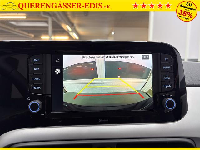 Hyundai i10 PREMIUM AUT SHZ KLIMAAUTOMATIK AMBIENTE ALU RFK PDC NAVI 