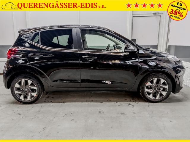 Hyundai i10 PREMIUM AUT SHZ KLIMAAUTOMATIK AMBIENTE ALU RFK PDC NAVI 