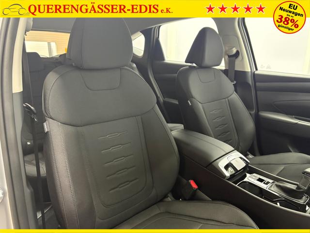 Hyundai TUCSON STYLE AUT KLIMAAUTOMATIK TOTWINKEL NAVI SHZ RFK PDC 