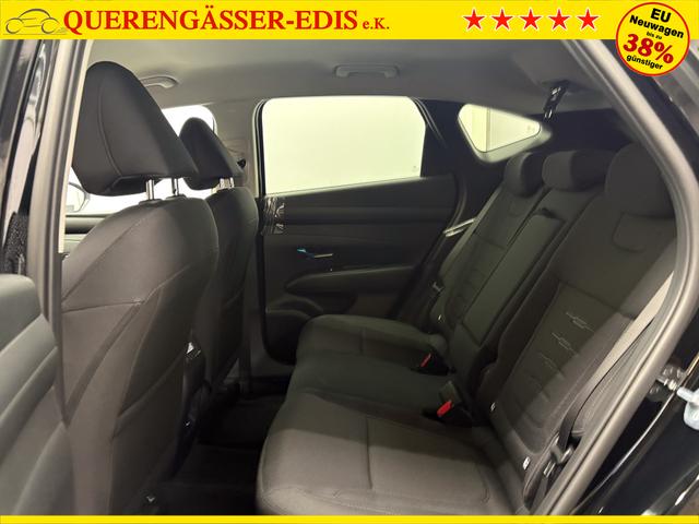 Hyundai TUCSON STYLE 18 ALU KLIMAAUTOMATIK TOTWINKEL NAVI SHZ RFK PDC 
