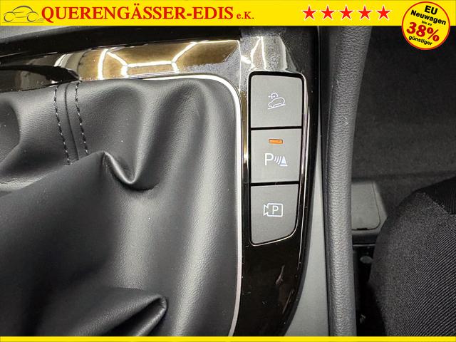 Hyundai TUCSON STYLE 18 ALU KLIMAAUTOMATIK TOTWINKEL NAVI SHZ RFK PDC 