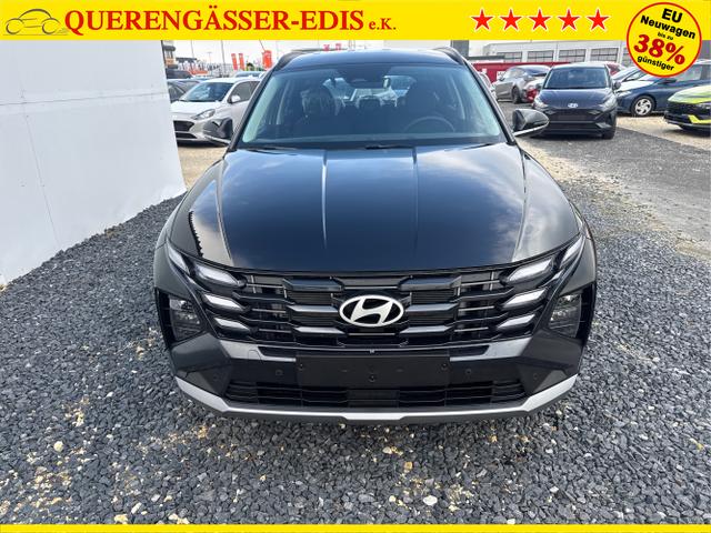 Hyundai / TUCSON / Schwarz / / / KLIMAAUTOMATIK TOTWINKEL NAVI SHZ RFK PDC