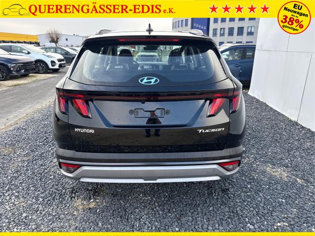 Hyundai / TUCSON / Schwarz / / / KLIMAAUTOMATIK TOTWINKEL NAVI SHZ RFK PDC