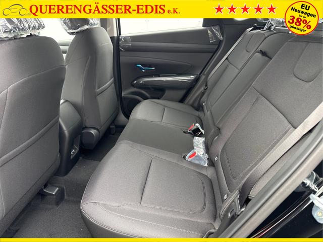 Hyundai / TUCSON / Schwarz / / / SHZ NAVI PDC RFK