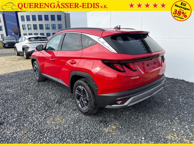 Hyundai / TUCSON / Rot / / / KLIMAAUTOMATIK TOTWINKEL NAVI SHZ RFK PDC