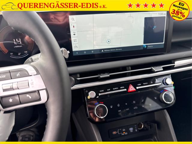 Hyundai / TUCSON / Rot / / / KLIMAAUTOMATIK TOTWINKEL NAVI SHZ RFK PDC