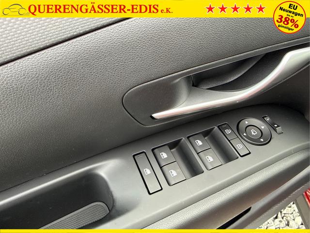 Hyundai / TUCSON / Rot / / / KLIMAAUTOMATIK TOTWINKEL NAVI SHZ RFK PDC