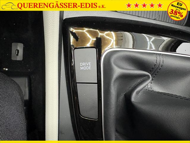 Hyundai TUCSON STYLE KLIMAAUTOMATIK TOTWINKEL NAVI SHZ RFK PDC 