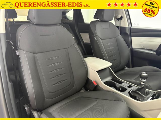 Hyundai TUCSON STYLE KLIMAAUTOMATIK TOTWINKEL NAVI SHZ RFK PDC 