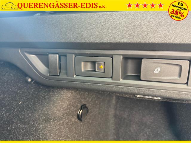 Skoda Octavia Combi SELECTION 1.5 MHEV AHK DSG NAVI ACC SHZ RFK 