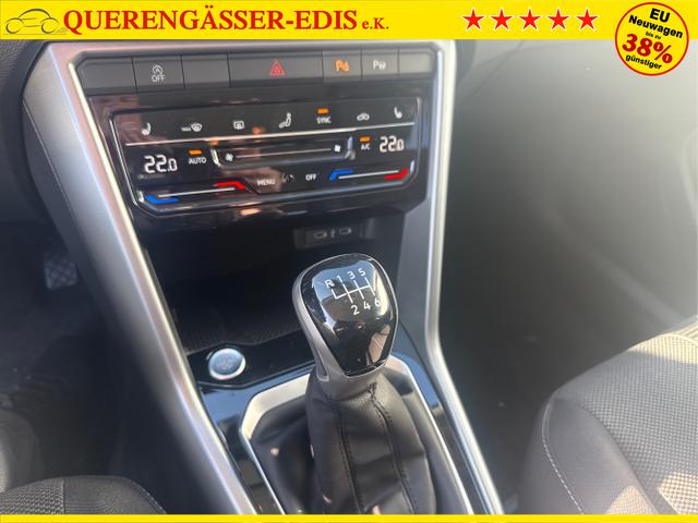 Volkswagen / T-Roc / Grau / / / SHZ ACC RFK PDC 