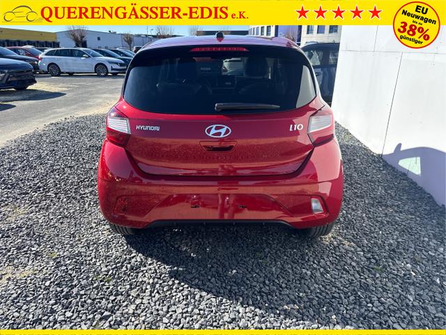 Hyundai / i10 / Rot / / / AUT SHZ KLIMAAUTOMATIK AMBIENTE ALU RFK PDC NAVI 